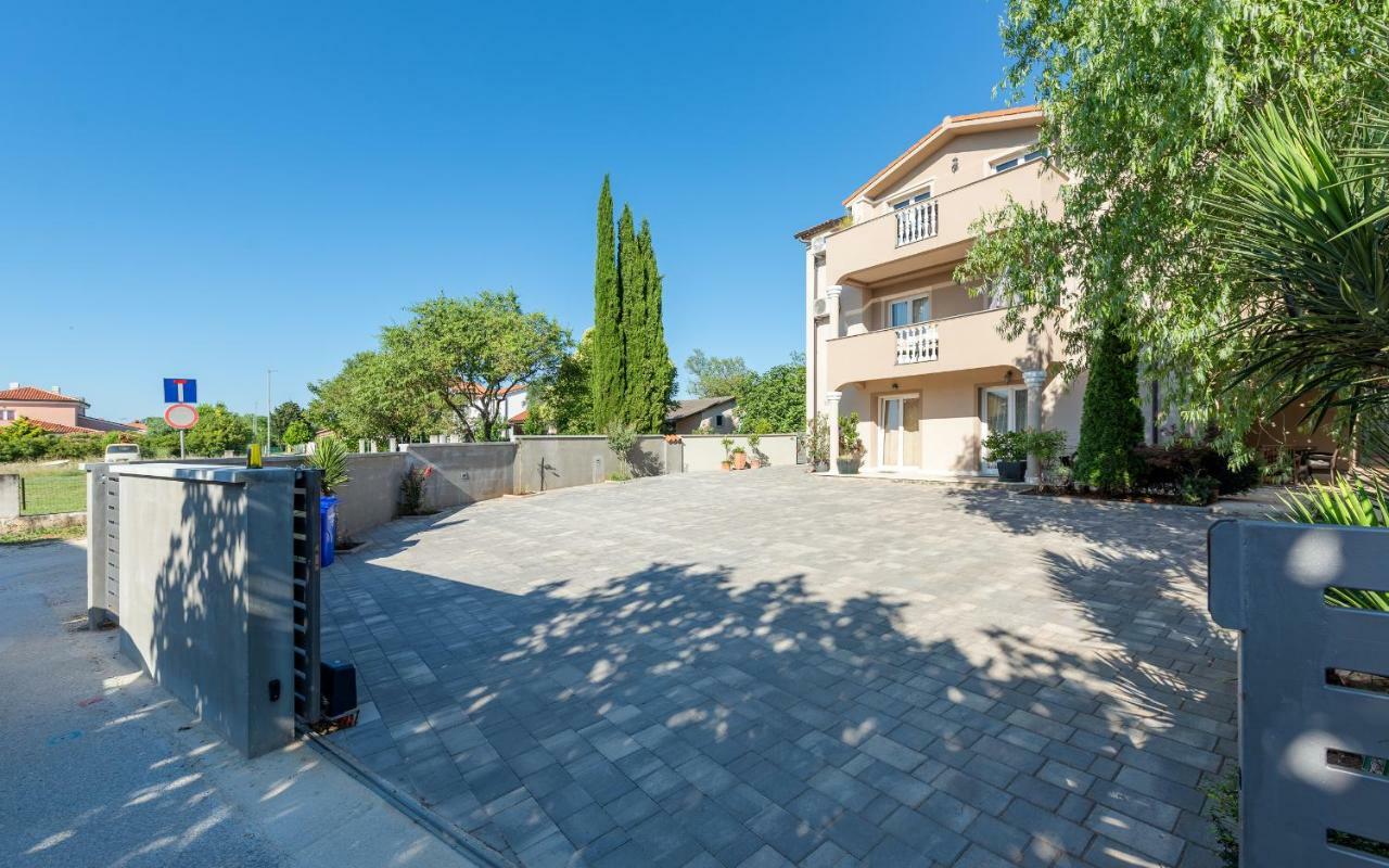 Apartments Ankica Medulin Exterior foto